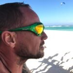 Glogglz® Rayz Polarised Sports Sunglasses – Black | UV400 Protection, Anti-Fog & Secure Fit